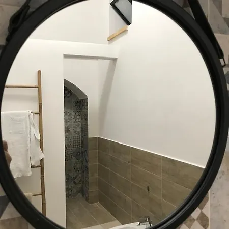 Co Mo - A Sud - 3* メザーニェ