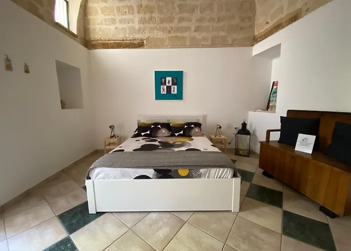 Co Mo - A Sud - Bed & Breakfast 3*