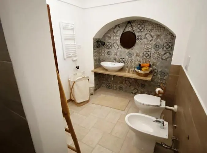 Co Mo - A Sud - 3* Mesagne