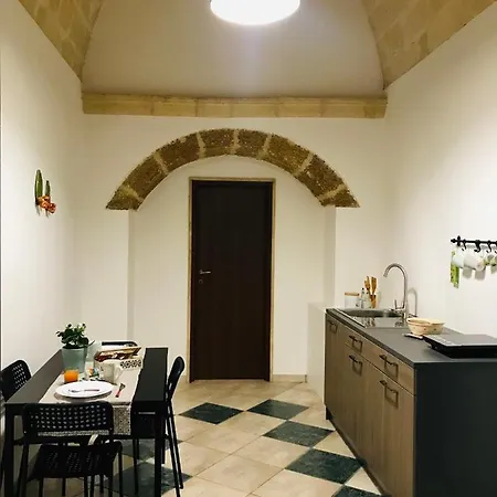 Co Mo - A Sud - Bed & Breakfast 3*