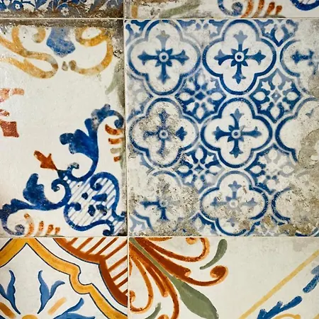 Co Mo - A Sud - Nocleg ze śniadaniem 3*