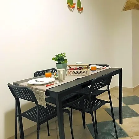Co Mo - A Sud - Bed & Breakfast 3*